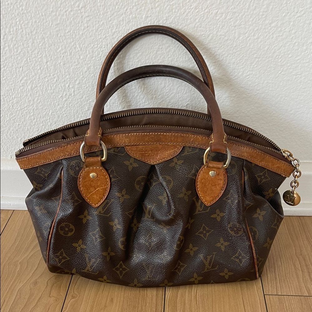 LOUIS VUITTON TIVOLI